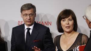 Alles über evelyn burdecki bei bunte.de. Neben Damenklo So Lernte Gunther Jauch Seine Frau Kennen Promiflash De