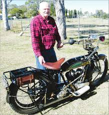 MURGON AUGUST 2013.indd