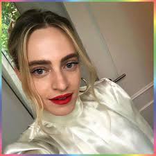 They found that one specific gene can actually determine how likely you are to grow a unibrow and—you guessed it—how likely you are to have thicker eyebrows overall. How Long Does It Take For Eyebrows To Grow Back