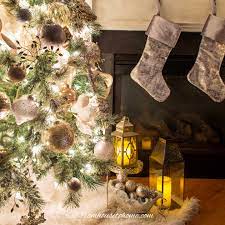 No reds here just celadon greens and evergreen. Mixed Metals Christmas Tree Decor Ideas Using Gold Silver And Copper