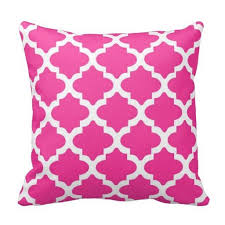Hot Pink And White Quatrefoil Throw Pillow Zazzle Com Hot Pink Throw Pillows Pink Pillows Throw Pillows