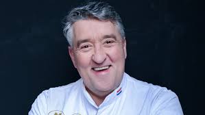 Robèrt van Beckhoven geeft bakdemonstraties op Winter Fair Hardenberg