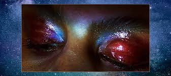 Spaced Out Beauty Glitter Make Up Von Einem Anderen Stern