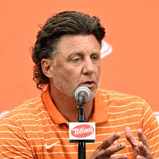 Why Mike Gundy's comments about Ollie Gordon's DUI are so insane