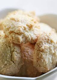 Amaretti Cookies Recipe Simplyrecipes Com Recipe In 2020 Amaretti Cookie Recipe Amaretti Cookies Recipes