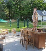 See more ideas about bbq bar, bbq, pizza oven outdoor. Outdoor Bbq Bar And Dining Patio Picture Of Garden Gables Inn Lenox Tripadvisor