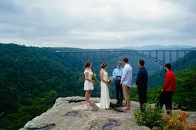 Long Point Trail Elopement New River Gorge Megan Shawn The Oberports New River Gorge Wedding Venues In Virginia West Virginia Wedding