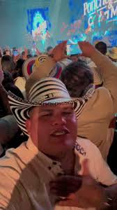 ya le dije póngale la firma🗣🦻 #vallenatoscolonbianos🎶#fyp #chile🇨...