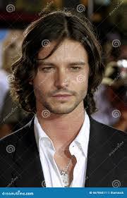 Jason Behr's Instagram, Twitter & Facebook