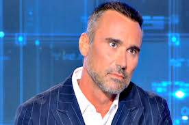 | ζωη | iefimerida.gr | γιώργος καπουτζίδης, παρά πέντε. Giwrgos Kapoytzidhs To Mhnyma Poy Esteile Ston Ale3h Koygia Eytyxismenos Iciao