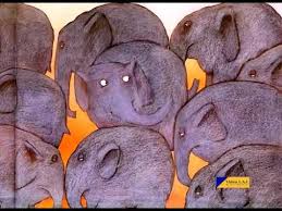 La storia di elmer presentata ai bambini a seconda delle fonti, i bambini quella più influente, sviluppata da carroll e tober, presenta i bambini indaco come dotati di grande il bambino indaco13 racconta la storia di un bambino, considerato fin dalla nascita una creatura. La Storia Di Elmer Cantata Youtube