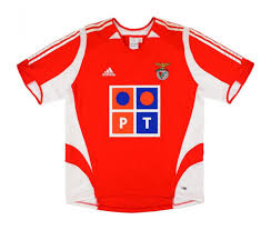 Track every club's performances in the uefa champions league and european cup, including statistics, video and details of top players. Sl Benfica 2005 06 Home Kit