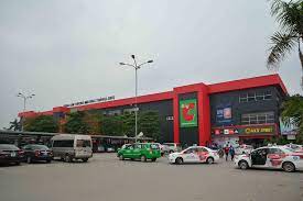 Bigc thăng long tiến hành phun khử khuẩn khuôn viên tttm. Trang Chá»§