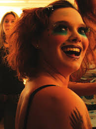 CAMPUS LIFE FROM DUSK TO DAWN