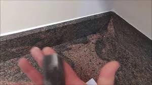 Finally, allow the caulk to cure for 24 hours before exposing it to regular use. Caulking Granite Backsplash Whaciendobuenasmigas