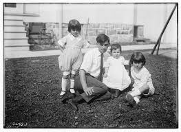 Eddie] Cantor [family] (LOC)