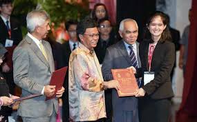 Biasiswa kerajaan negeri sabah, kementerian sains, teknologi dan inovasi. Kerajaan Negeri Komited Tarik Pelabur Perkukuh Yayasan Sabah Untuk Perkasa Sektor Pendidikan Utusan Borneo Online