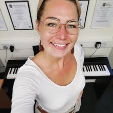 If you missed your invite first time round, here's your chance! The  Vocallective Choir (SE23) will allow free tasters for one last session,  this coming Tuesday at 7:45pm. After that our membership