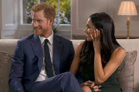 Around 17.1 million people tuned in for oprah winfrey's sunday night interview with prince harry and meghan markle on cbs, according to the network, citing nielsen data. Meghan Markle And Prince Harry Giggle And Goof Off Behind The Scenes Of Engagement Interview Prince Harry And Meghan Prince Harry And Megan Harry And Meghan