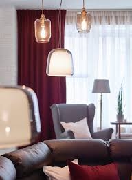 Tidak hanya menggunakan furniture yang nyaman, pencahayaan pada ruang tamu pun. Tips Memilih Lampu Hias Untuk Ruang Tamu Ikea Indonesia
