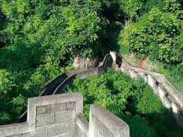 Tak heran jika banyak yang ingin menghabiskan waktu liburan di bandung dan berburu tiket kereta api murah ke bandung. 9 Tempat Wisata Di Bukittinggi Yang Bisa Dikunjungi Dalam 1 Kali Trip Pariwisata Sumut