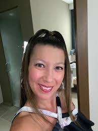 Jeanette Burton's Instagram, Twitter & Facebook