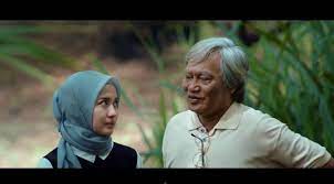 Padahal beberapa tahun lalu, karya film kita tidak banyak yang merengkuh kesuksesan ketika dilempat ke layar lebar. Bj Habibie Terpukau Dengan Film Surga Yang Tak Dirindukan Showbiz Liputan6 Com