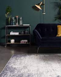 15x stoere vloerkleden voor een industrieel interieur 100 woongeluk donkere woonkamers woonkamer verbouwing design woonkamers