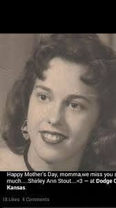 Daisy Stout's Instagram, Twitter & Facebook