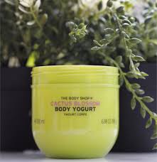 The body shop je tvegal in izbira se je obrestovala. The Body Shop Cactus Blossom Collection British Beauty Blogger