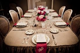 You want your guests to feel welcome and at ease so you can all relax and let the conversation (and wine) flow freely. How To S Wiki 88 How To Set A Table For Dinner Party