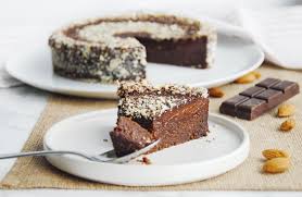 Cake Moelleux Chocolat Noisettes Les Degustations Dangereuses En 2020 Moelleux Chocolat Noisettes Moelleux Au Chocolat Cake Moelleux