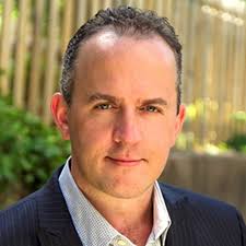 Top businessman's quest to find duo who saved his life