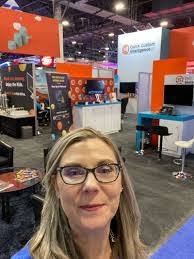 Danielle Carmichael's Instagram, Twitter & Facebook