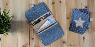 Tuto Porte Cartes En Simili Cuir Je Fais Moi Meme Porte Carte Tuto Couture Porte Carte Porte Carte Homme