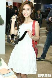 cool 吳姍儒情人節挺furla 爆老爸送這超傻眼輕奢時尚包款品牌furla今天舉辦春夏新品發表 由女星吳姍儒 sandy 擔任嘉賓 她身穿白色蕾絲小洋裝甜美現 http taiwanese moe archives 613610 check white dress dresses fashion