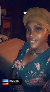 Joi Matthews prepping her environment right before offering an incredible  experience for one of her clients.🕯