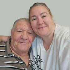 Izz giving uncky Ian a wash BOL