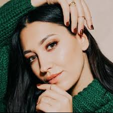 Julie Vanlommel-Beirinckx (@bibleoffashionjulie) • Instagram photos and  videos