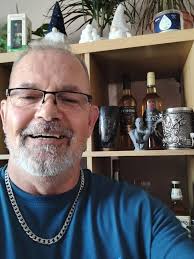 Yes, York! I'm pretty new to this lovely City. Only moved here with my  partner last month. Just saying a quick hello and that I'm pretty open to  experiencing most things here