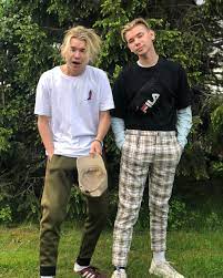 Maybe you would like to learn more about one of these? Marcus Martinus En Instagram Pocket Dial Is Finally Out Tell Us Your Opinion About The Song In The Comments Marcus Martinus Marcus Boy Bands