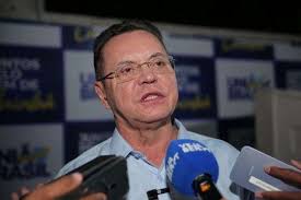 Botelho revela dificuldade para encontrar vice