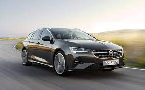 Si tratta di una revisione misurata, senza grandi modifiche, ma in cui tutte le novità sono rivolte a migliorare la. 2023 Opel Vauxhall Insignia Will Become Minivan Suv Hybrid