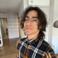 30+ "Elliot Gomez" profiles