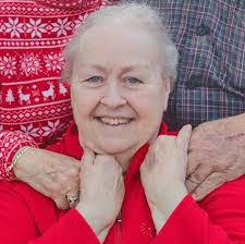 Merle Larsen's Instagram, Twitter & Facebook