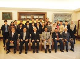 Another type of mext scholarship, it is open for the undergraduate level students who are leading to certificate courses. Award Ceremony And Orientation For The 2018 Japanese Government Scholarship Recipients Embassy Of Japan In Malaysia