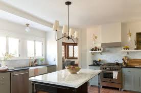 House Tour A Restored 1905 Craftsman In Los Angeles In 2020 Beautiful Dining Rooms Farmhouse Style Kitchen Craftsman