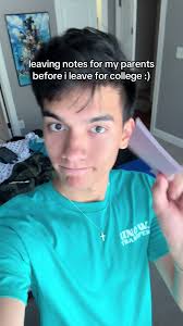 Leaving Notes for Parents Before College Move