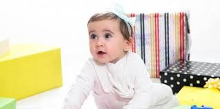 Seorang pembaca puisi, seorang aktif teater dan film. Wajah Bayi 7 Ekspresi Bayi Menggemaskan Yang Memiliki Sejuta Arti