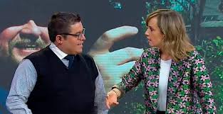 Abogado rodrigo logan explica cómo funcionan los multifondos. O Xrhsths Mega Sto Twitter Rodrigo Logan Se Lucio Con Divertidas Payas Mira Https T Co Or4zfmxxca